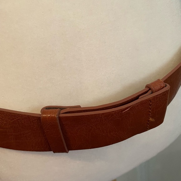 Betsy Johnson brown belt 37” - Picture 4 of 11